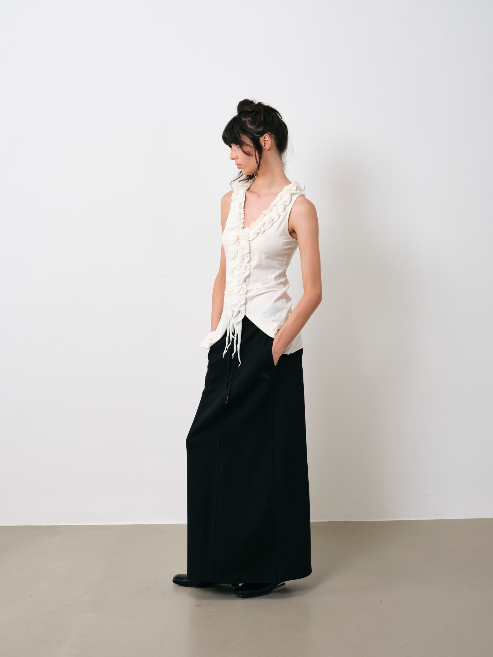Feather-Soft Straight Maxi Skirt (Black)