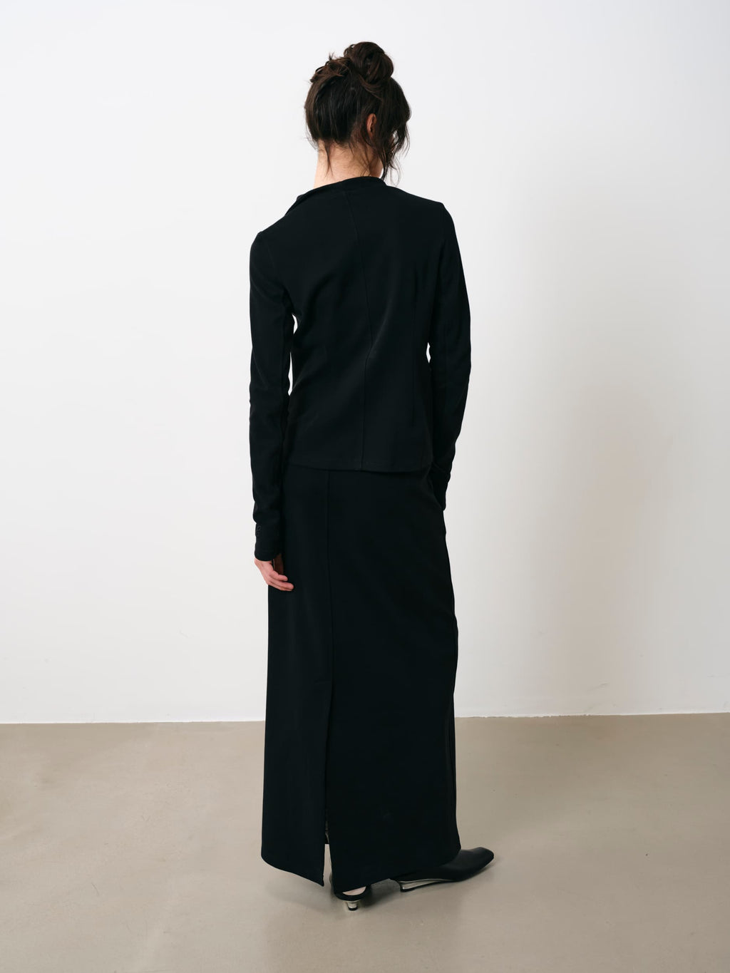 Slim Fit Asymmetric Zip Jacket (black)